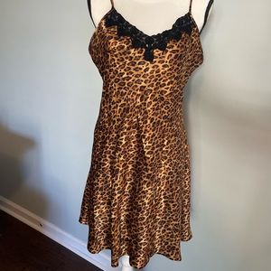 Vintage Leopard print silky slip dress nightgown size medium
